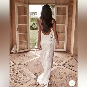 NWT Meshki Elenora Rose Gown White always sold out!!